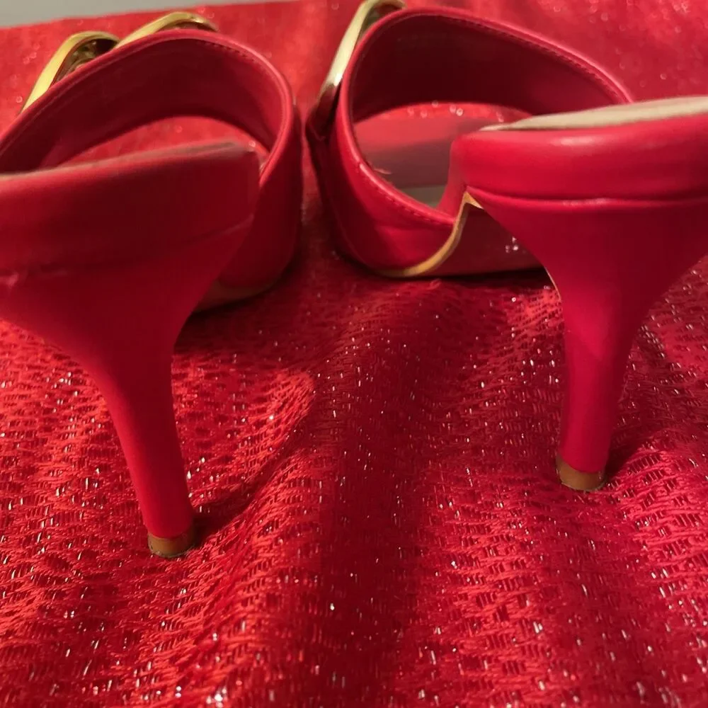 Bisou Bisou Michele Bohbot Red Mules 2.5